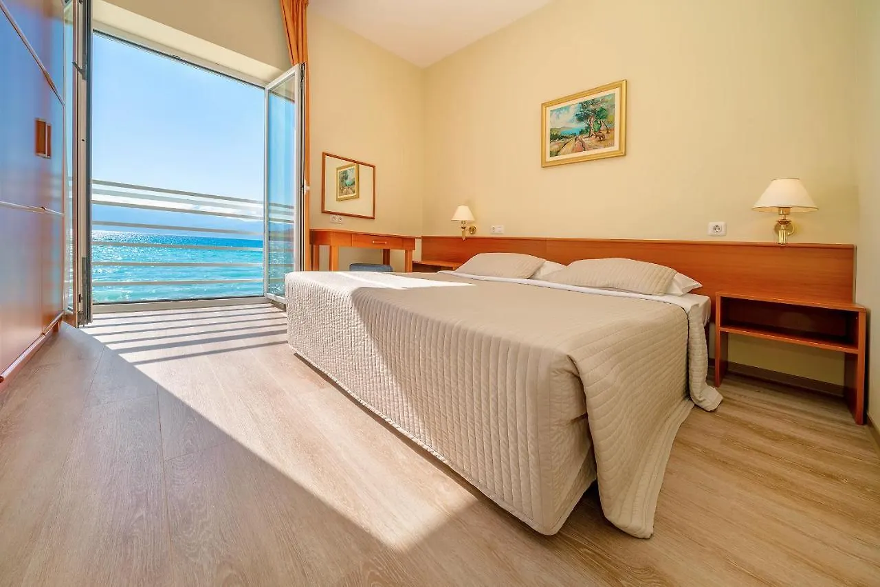 Hotel Dobrovit Baska   Baska (Krk)