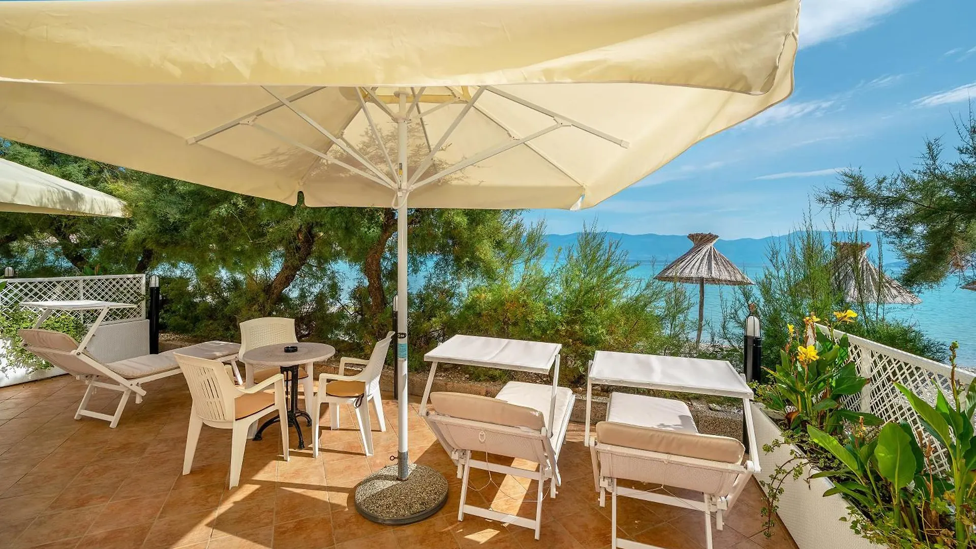 Hotel Dobrovit Baska  3*, Baska (Krk) Croatia