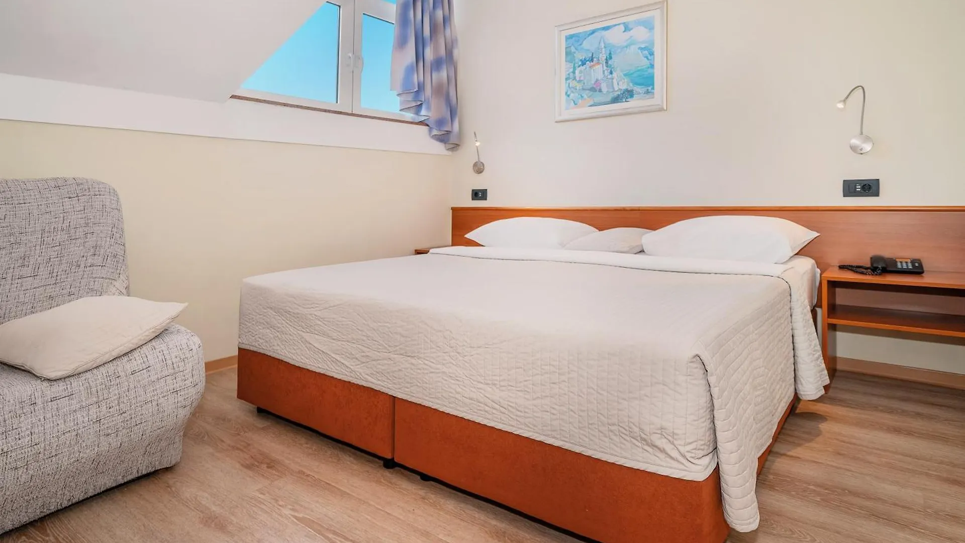 Hotel Dobrovit Baška