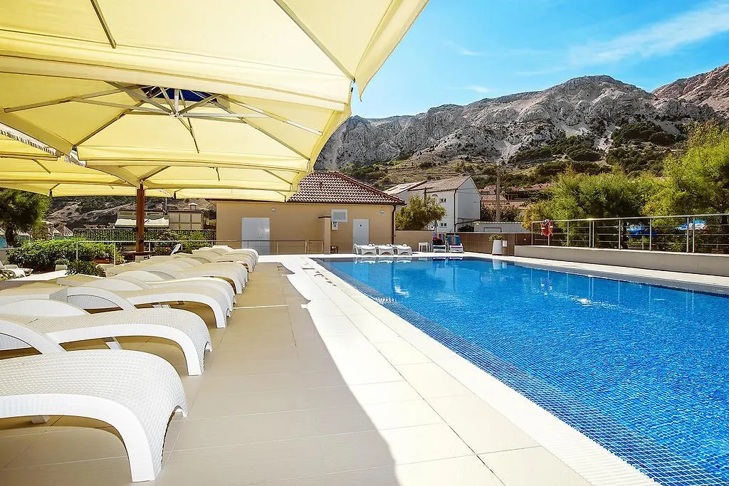 Hotel Dobrovit Baska